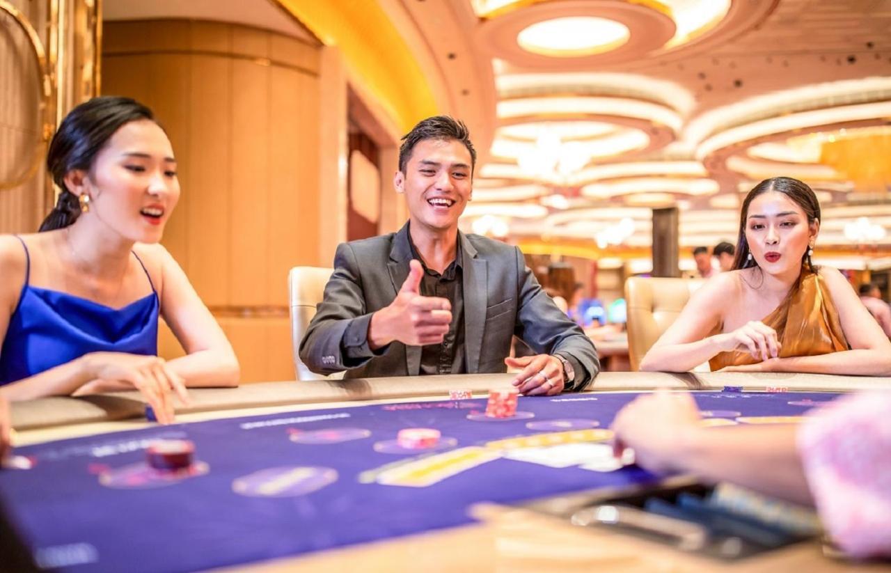 New World Hoiana Hotel Duy Nghia エクステリア 写真